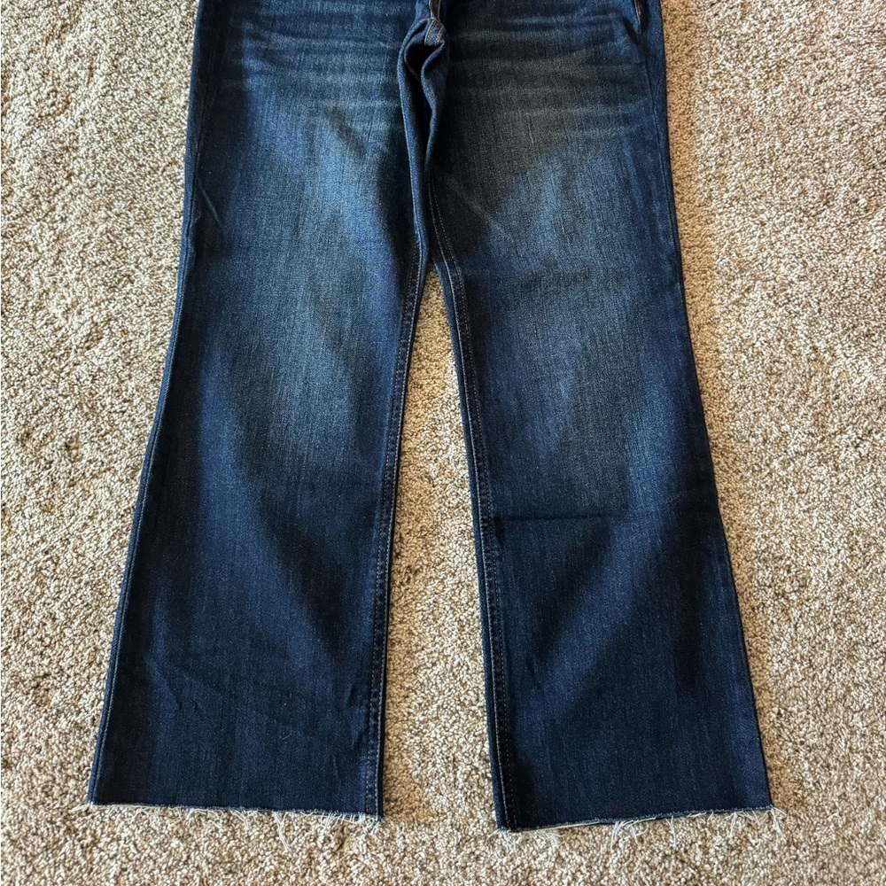 Old Navy cropped ankle flare petite jeans